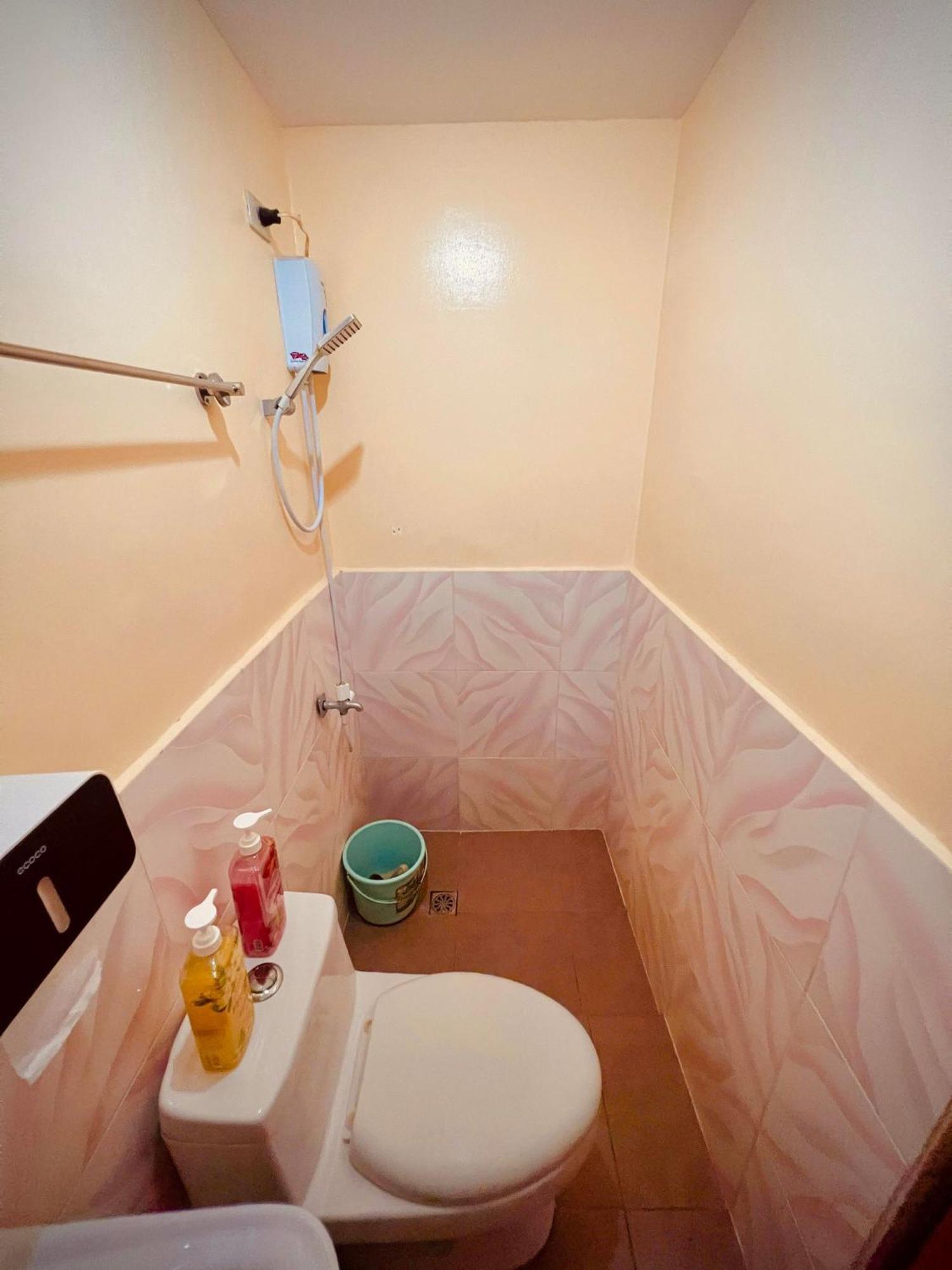 Indino Guesthouse Moalboal Bagian luar foto