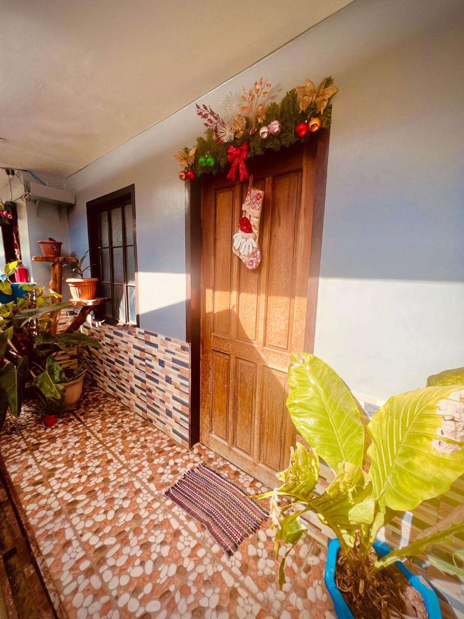 Indino Guesthouse Moalboal Bagian luar foto