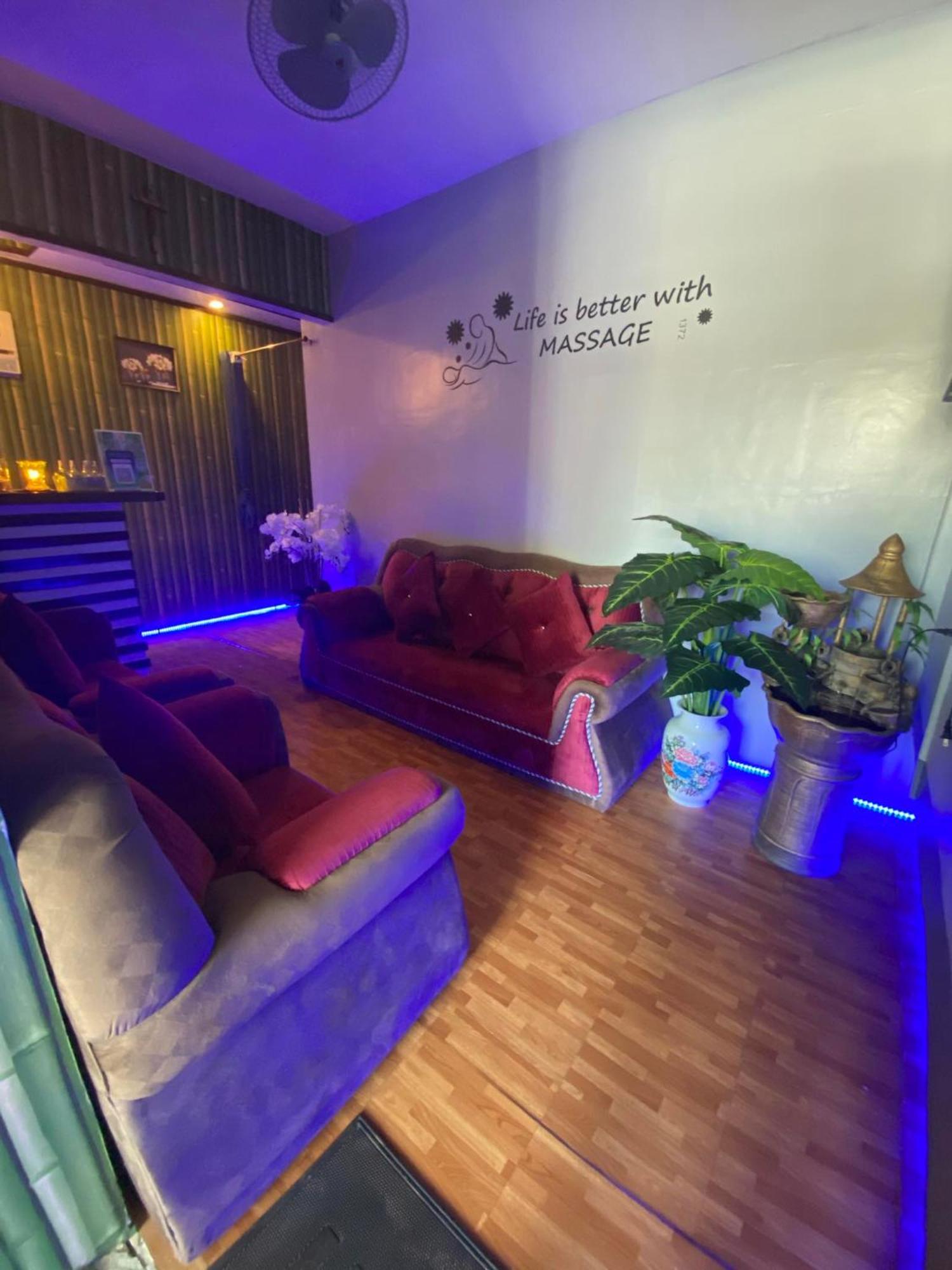 Indino Guesthouse Moalboal Bagian luar foto