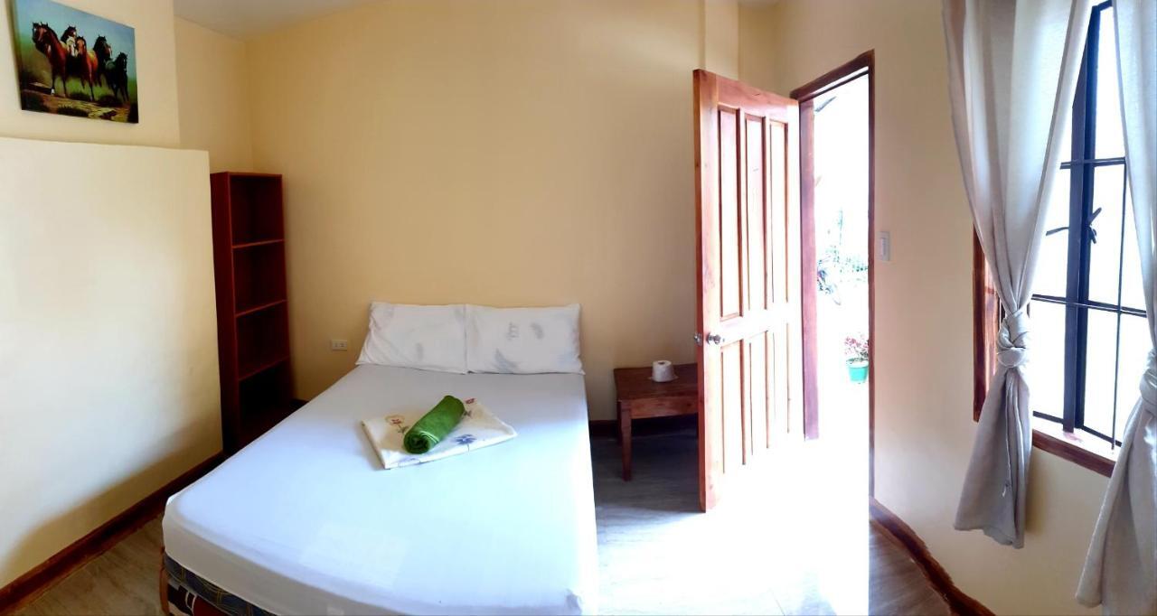 Indino Guesthouse Moalboal Bagian luar foto